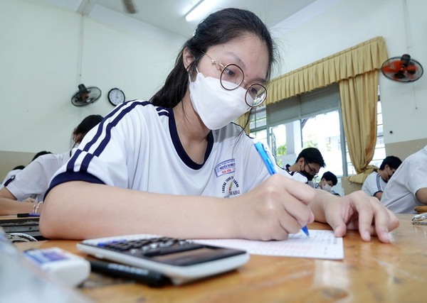 Thi THPT: Dự kiến thi tốt nghiệp THPT 6 môn từ năm 2025