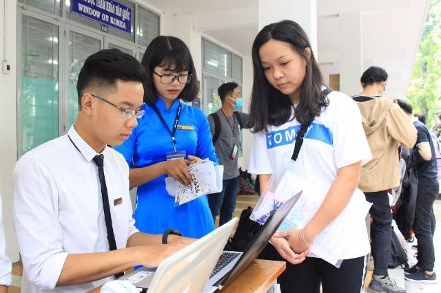 Hồ sơ nhập học của Tân sinh viên năm 2018 cần những gì?
