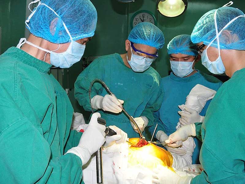 thầy thuốc ưu tú