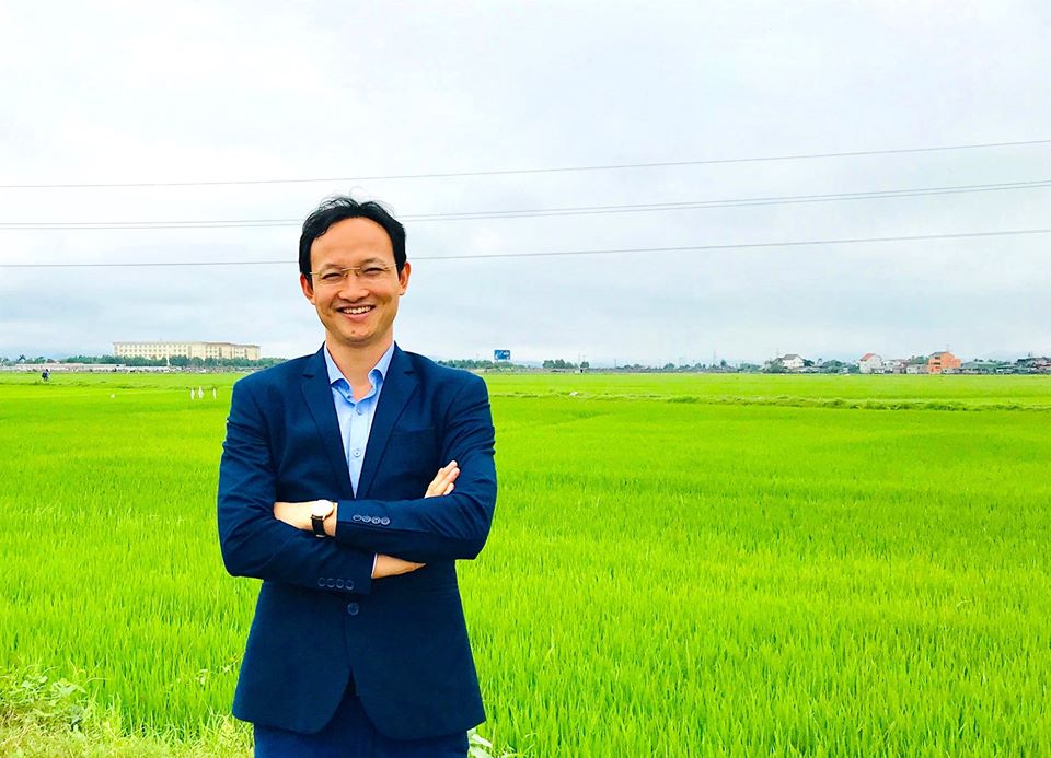 bác sĩ Trần Quốc Khánh