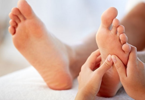 Phương pháp bấm huyệt dũng tuyền đúng cách