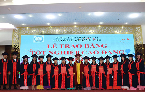 Học phí Trường Cao đẳng Y tế Quảng Trị năm 2019