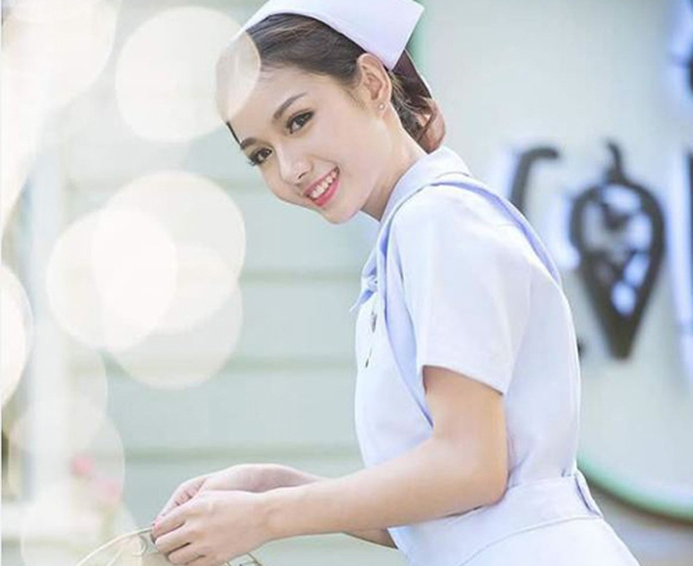 c&oacute; n&ecirc;n học li&ecirc;n th&ocirc;ng Cao đẳng Hộ sinh l&ecirc;n đại học