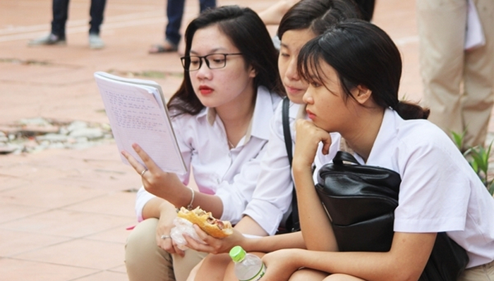 xét tuyển Cao đẳng Hộ sinh
