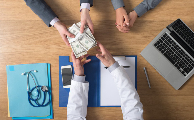 lương bác sỹ y học cổ truyền phụ thuộc vào  những yếu tố nào?
