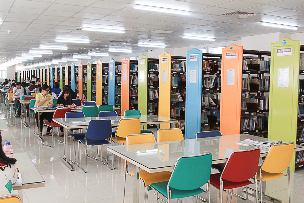 ngành quản trị khách sạn nên học trường nào