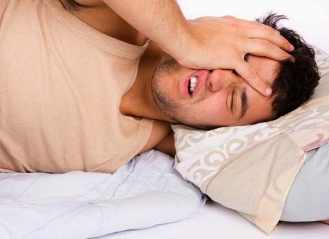 Co giật là một tác dụng phụ nguy hiểm của thuốc Loratadin