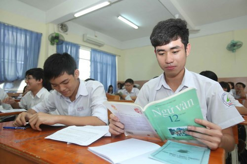 Bí quyết làm bài thi THPT môn Văn