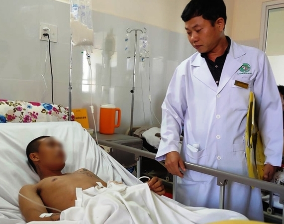 Bệnh nhân được cứu sống sau 2 ca mổ phức tạp