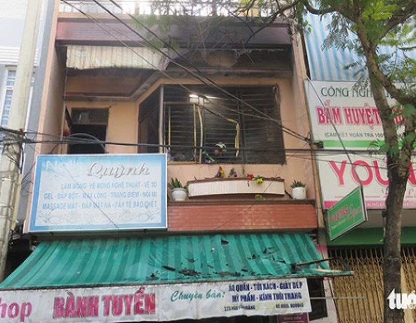 lao-vao-dam-chay-cuu-2-cu-gia-xong-nam-thanh-nien-lang-le-di